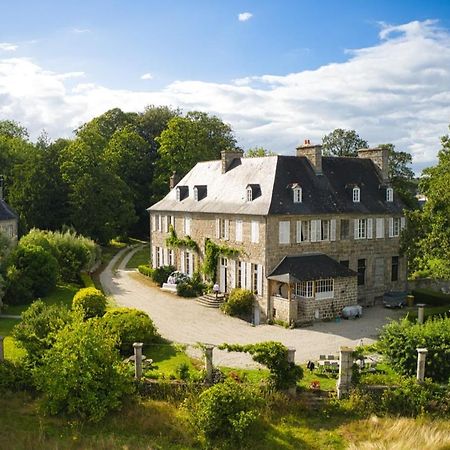 Les Gites De Roz-Maria Quintin Exterior photo